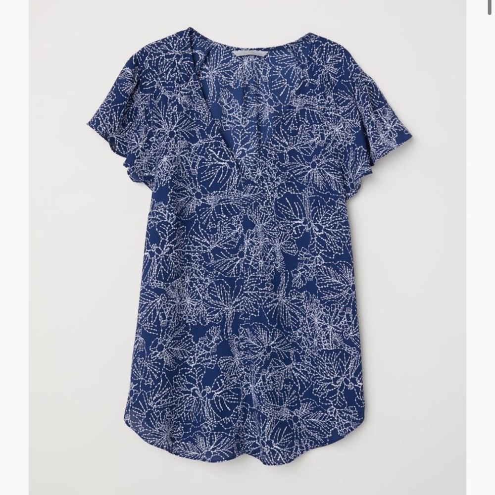 H&M Floral Constellation Galaxy Flutter Sleeve Blouse